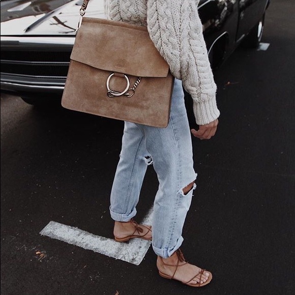 Meet your Posher, Abigail + Noah, welcome!🗯 - Picture 3 of 16